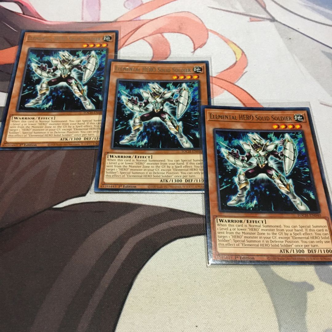 英語　E・HERO ソリッドマン　レア