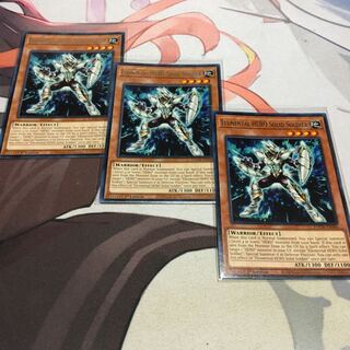 英語　E・HERO ソリッドマン　レア