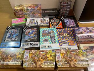 New, unopened box Pokémon cards 1枚