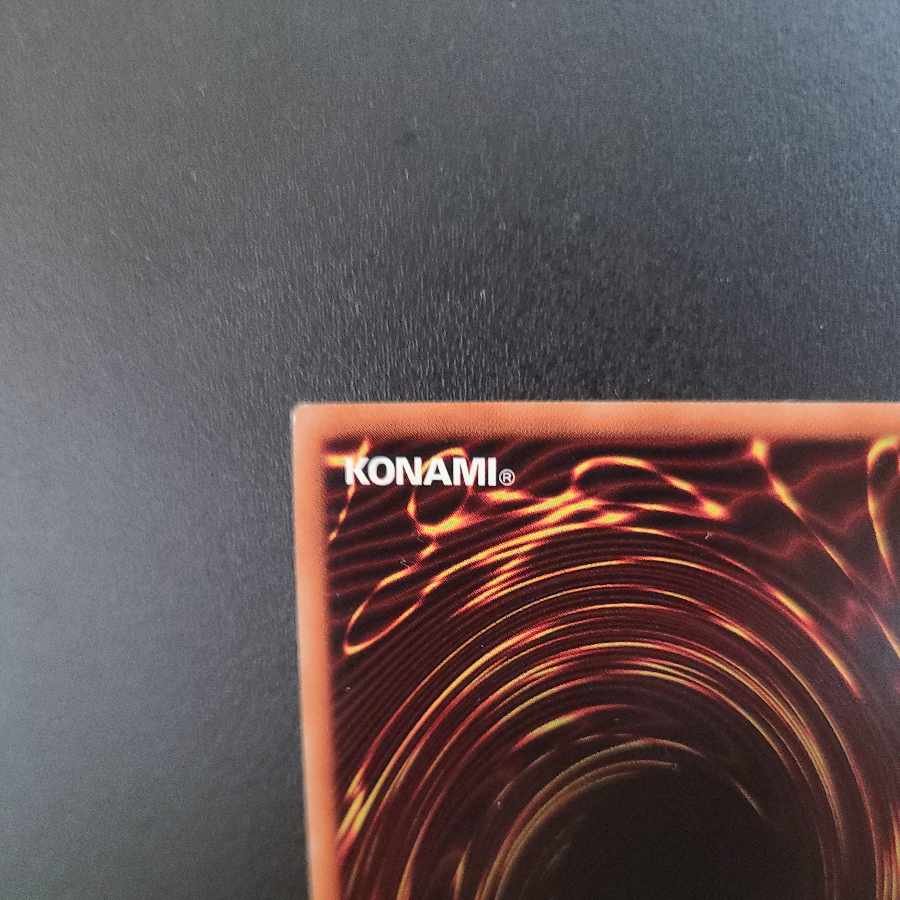 [Scratches] Illusion of Chaos [Prismatic Secret Rare].