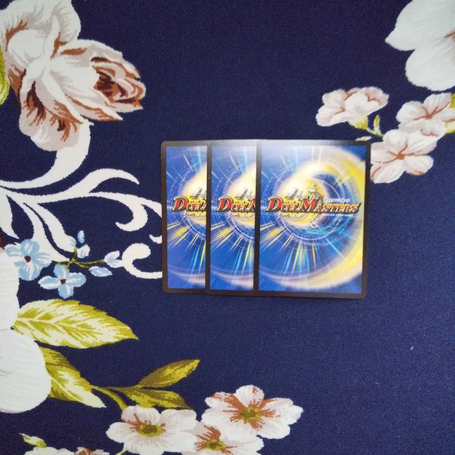 Glimmering holy war, 3 pieces