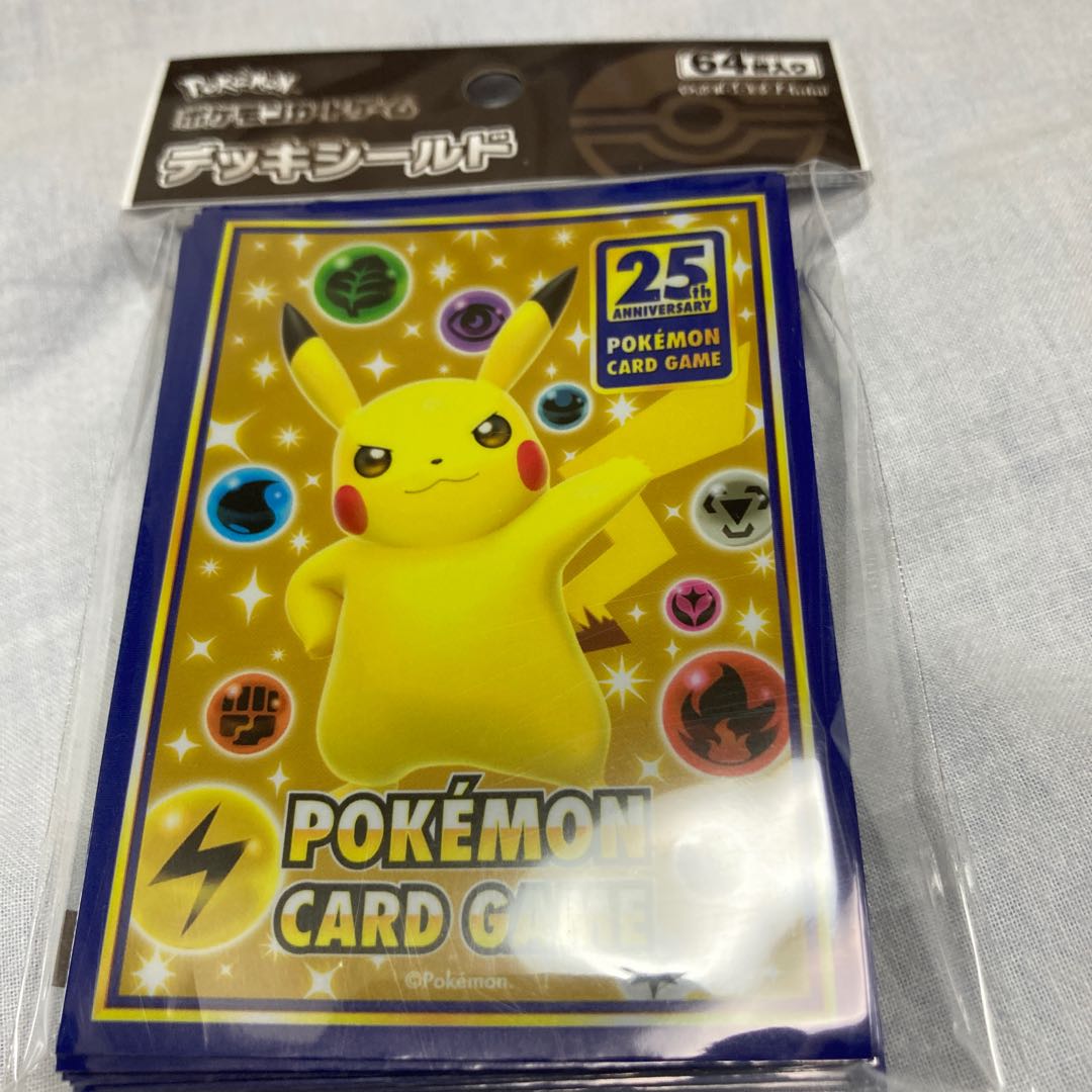 ポケモンカード　デッキシールド　25thアニバーサリースリーブ