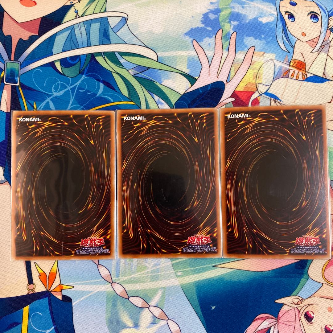 白の聖女エクレシア 3枚