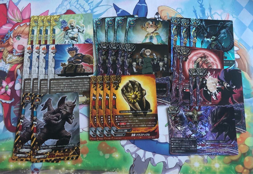 初期、100のカード