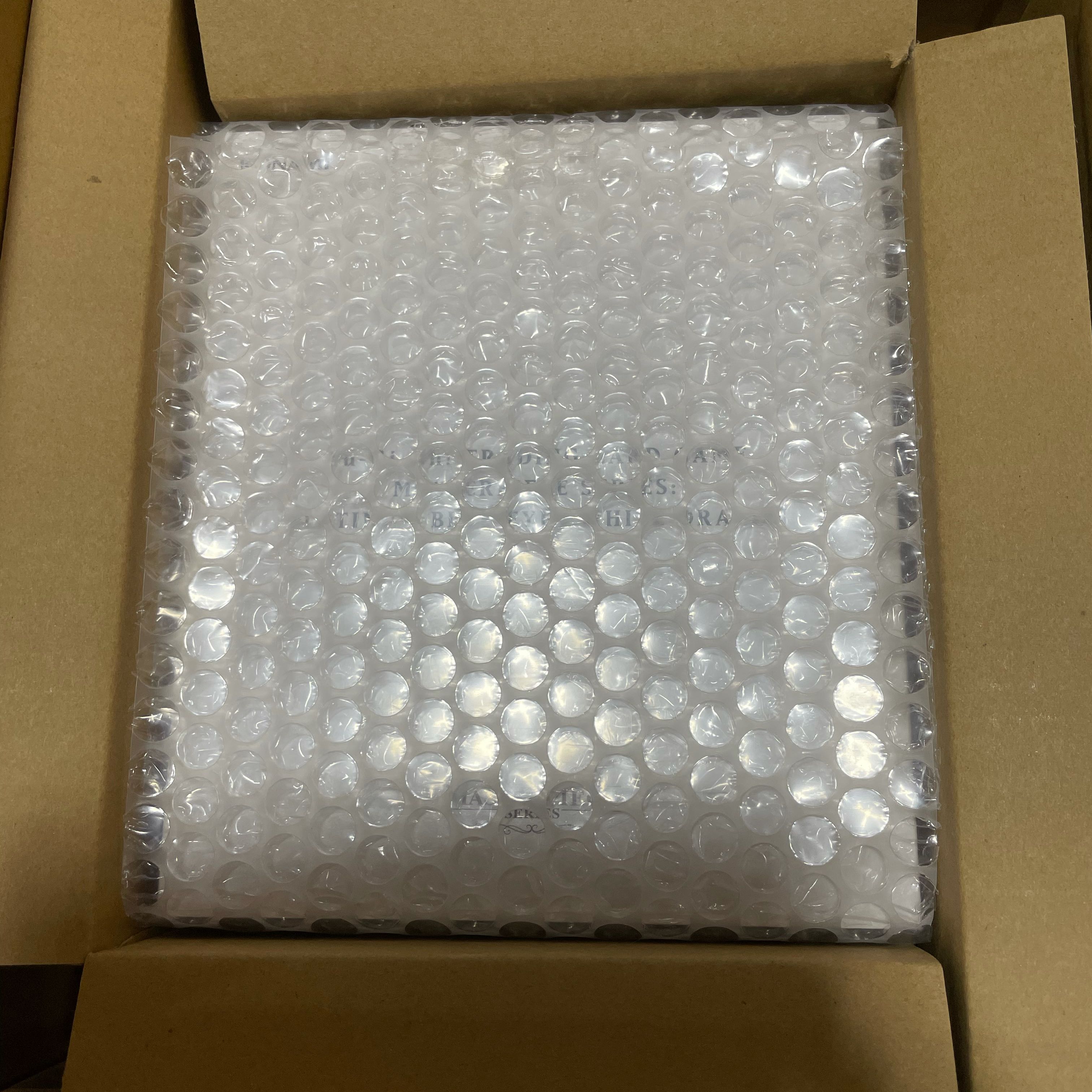 【最安値】遊戯王 青眼の白龍 純銀製 プラチナ 英語版 ブルーアイズ