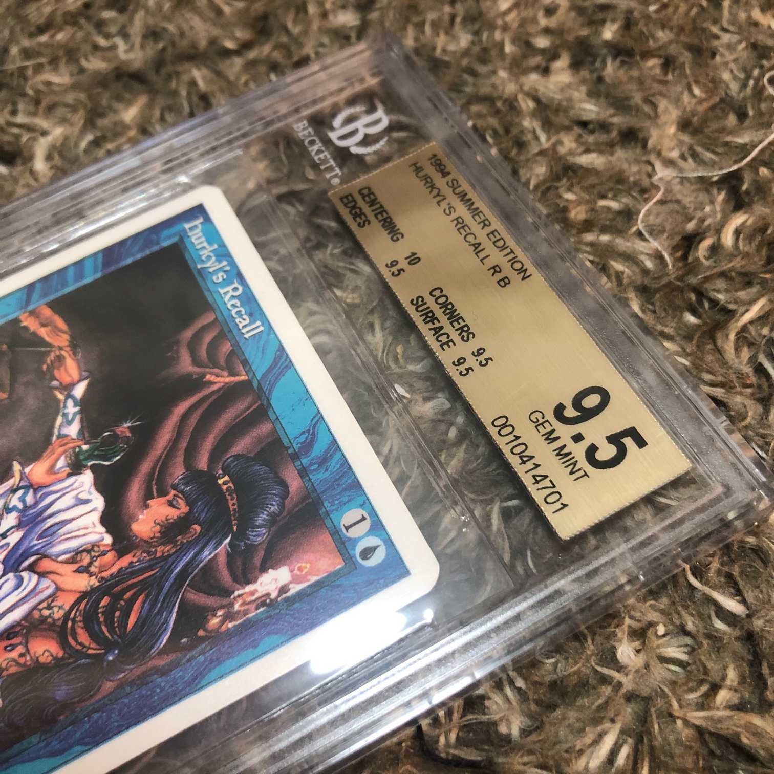 Final Price Drop Summer HURKYL'S RECALL BGS 9.5
