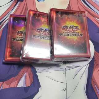 遊戯王 火属性 スリーブ 1枚の通販 マリア（917625654） | magi