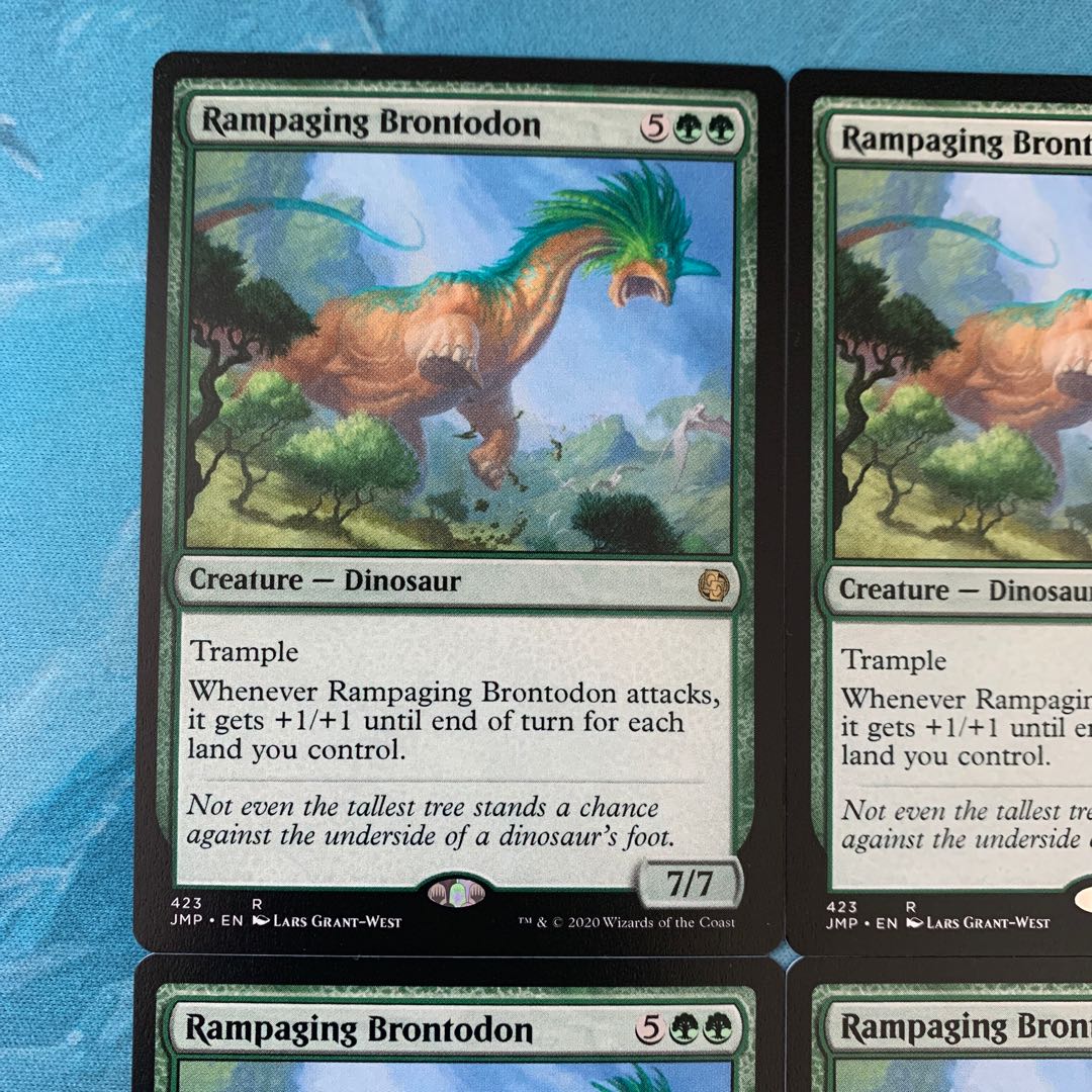 MTG 4-card Rampaging Brontodon