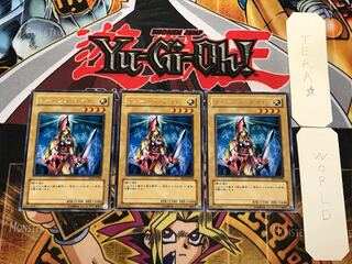 Queen's Knight 4 rare, set of 3 Tera.