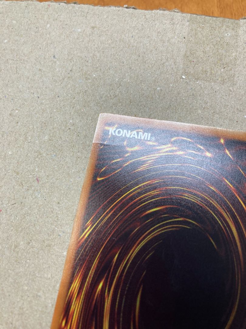 Witchcrafter Madame Verre Ultra Rare with scratches.