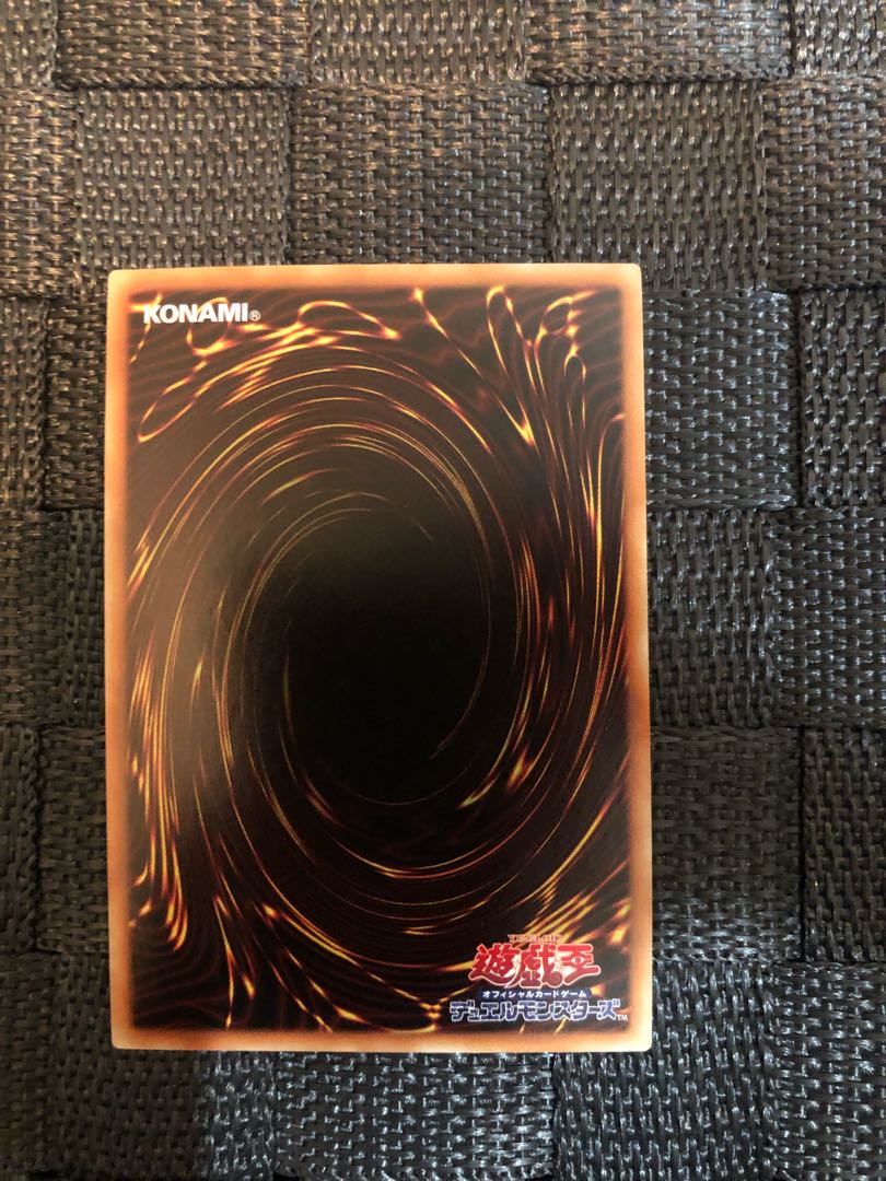 オシリスの天空竜　ラーの翼神竜　オベリスクの巨神兵　ミレニアムゴールドレア