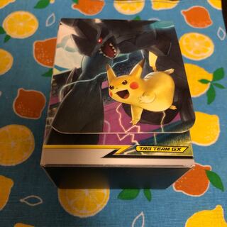 使用品・デッキケース☆ピカチュウ&ゼクロム