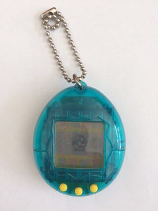 たまごっち 初代？ スケルトンブルー 動作確認済み