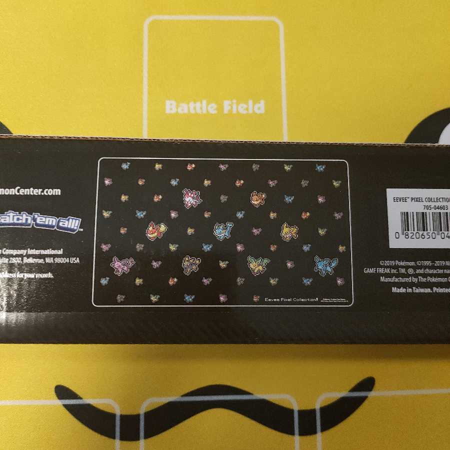 Umi Gaiban Buiz Dot Pattern Playmat