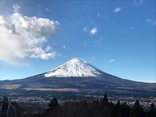 Buying vr sr cards for recruitment 10 yen per card