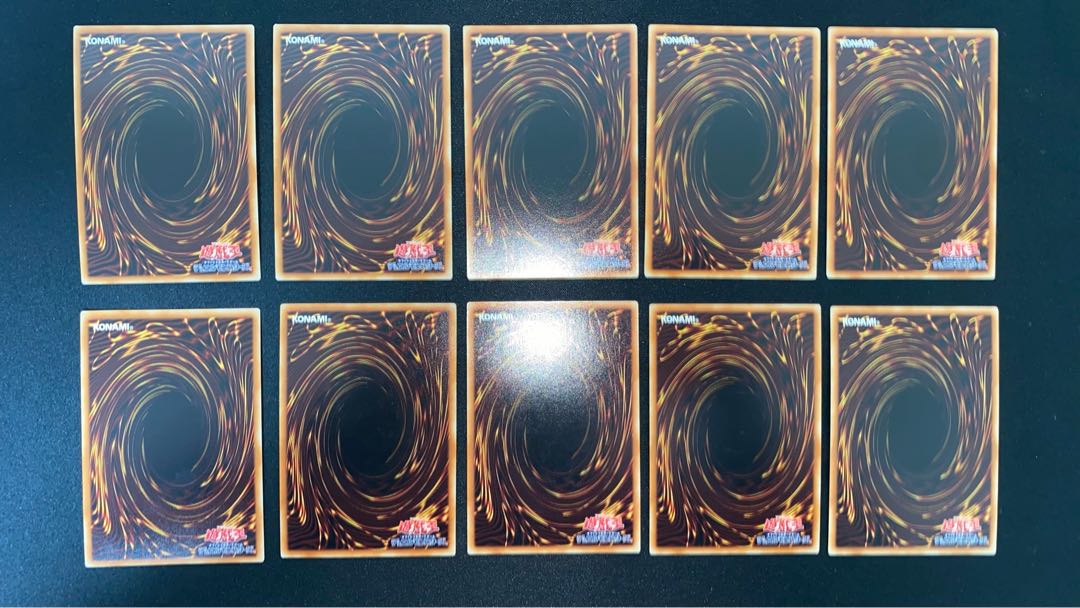 Odd-eyes related high value cards. 1枚