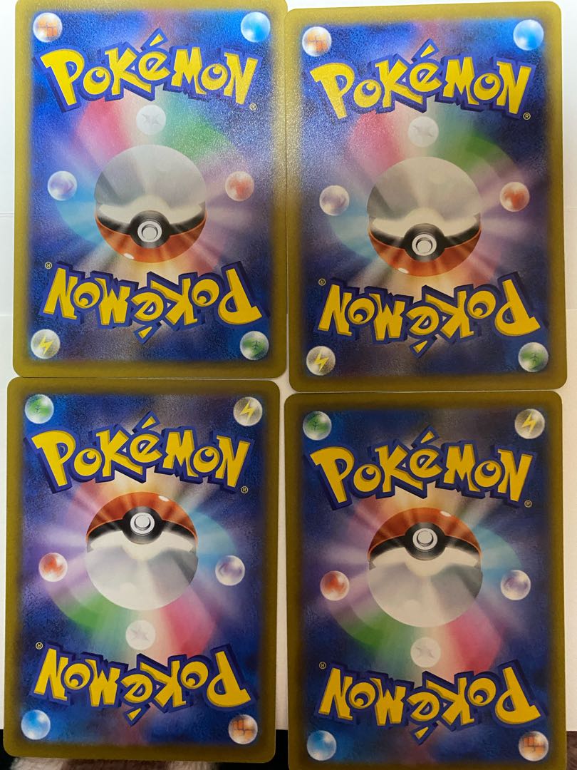 4 Pokemon cards