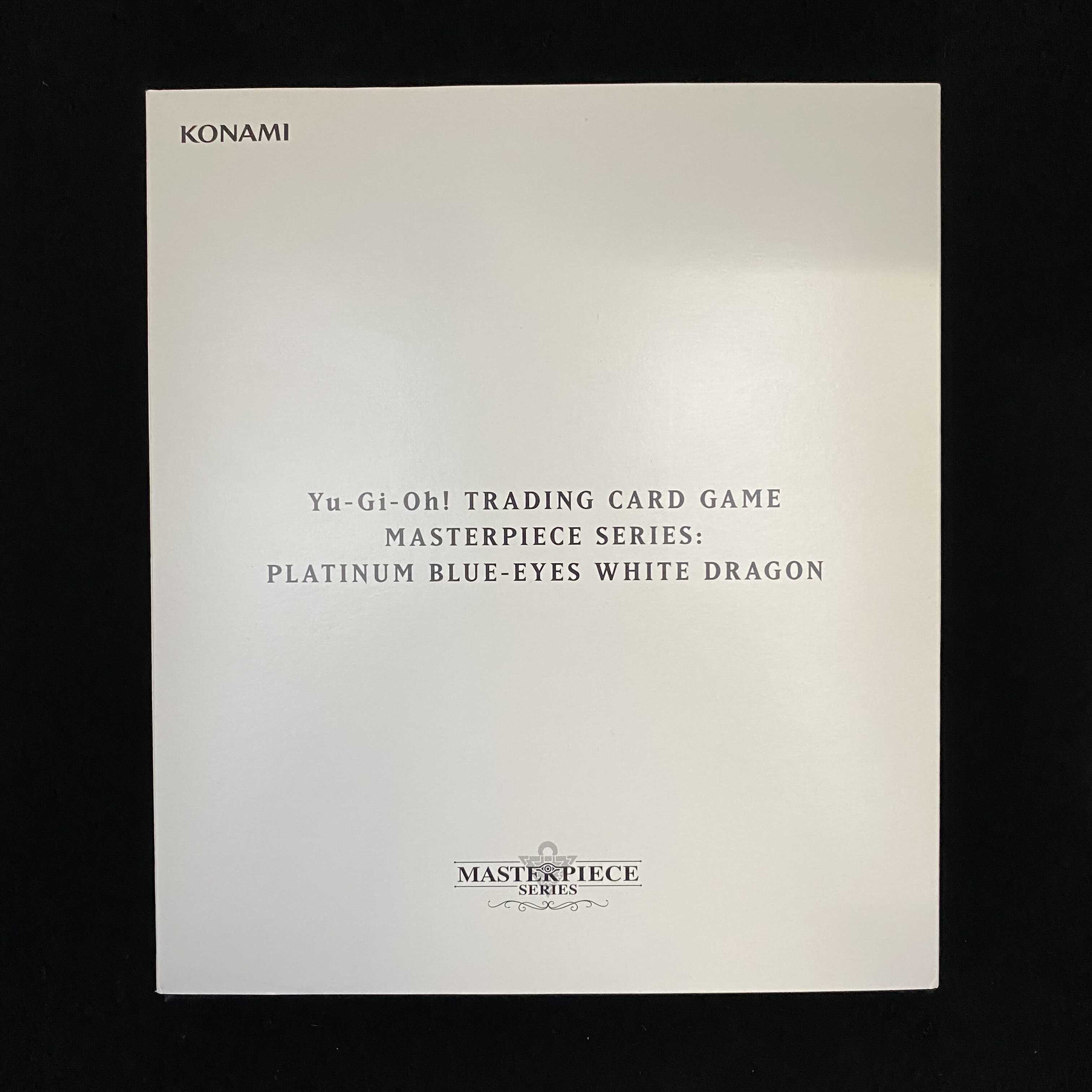 青眼の白龍 プラチナ製 シリアルNo.0262