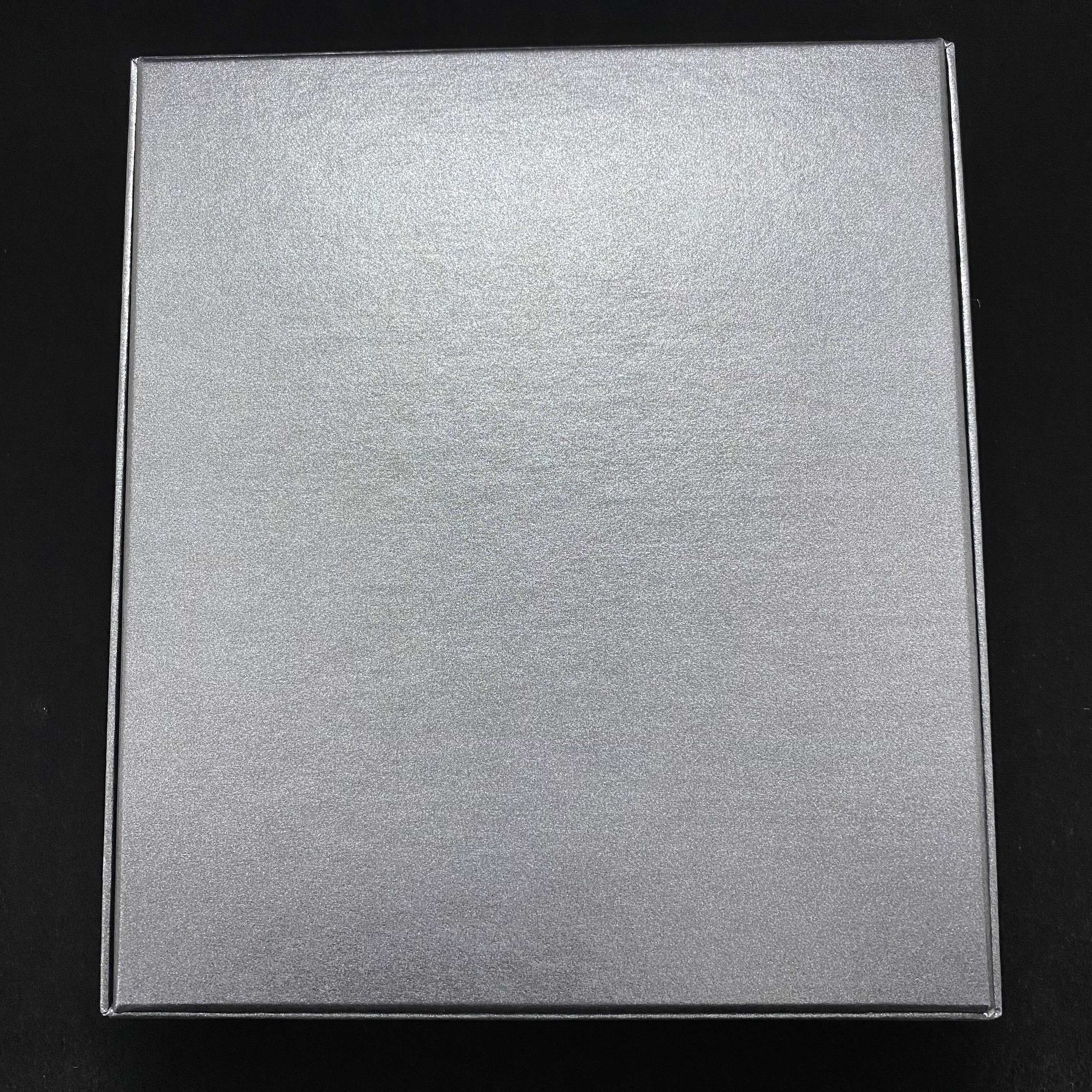 Blue-Eyes White Dragon in pure gold, serial no. 171