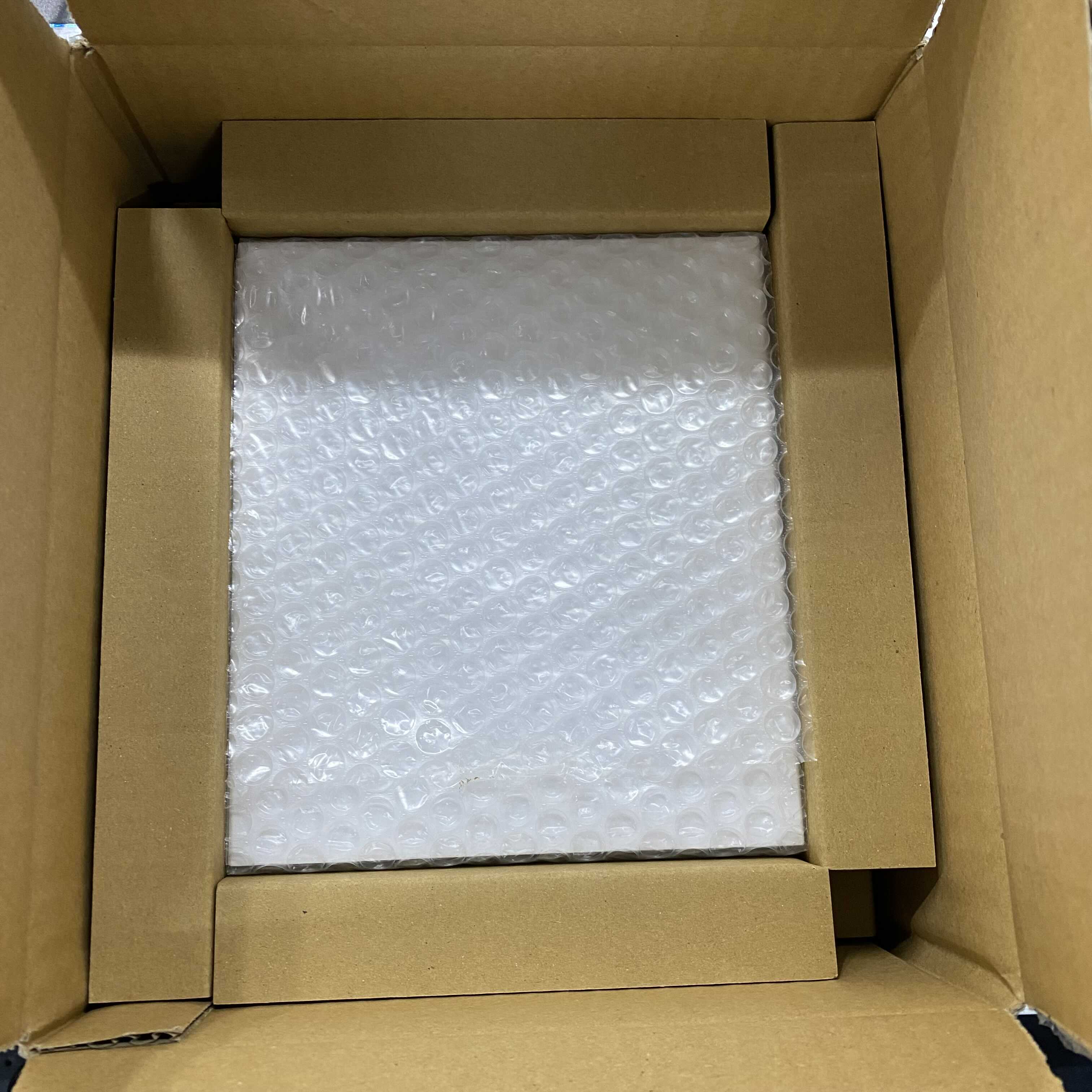 Blue-Eyes White Dragon in pure gold, serial no. 171