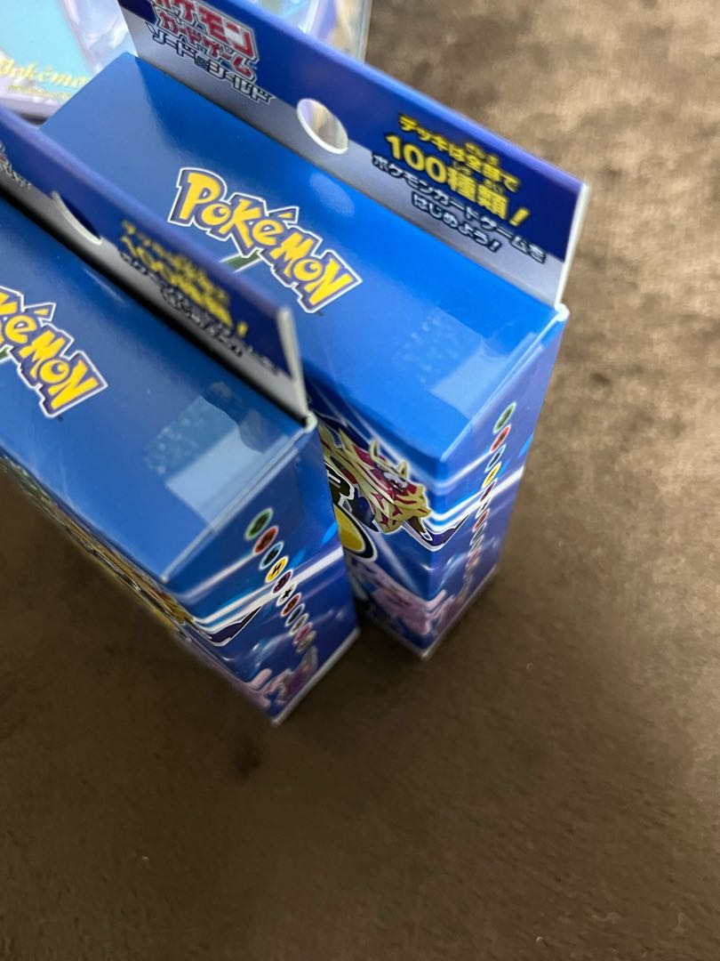 Start Deck 100 Cynthia Charizard Piplup Sleeve