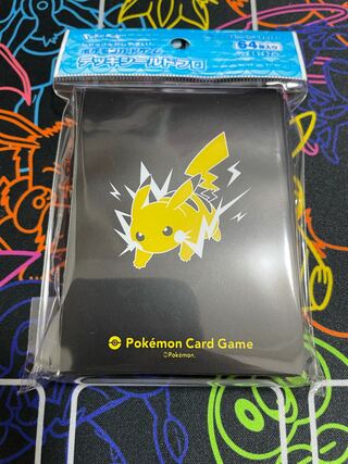 ポケモンカード　ピカチュウ　デッキシールド