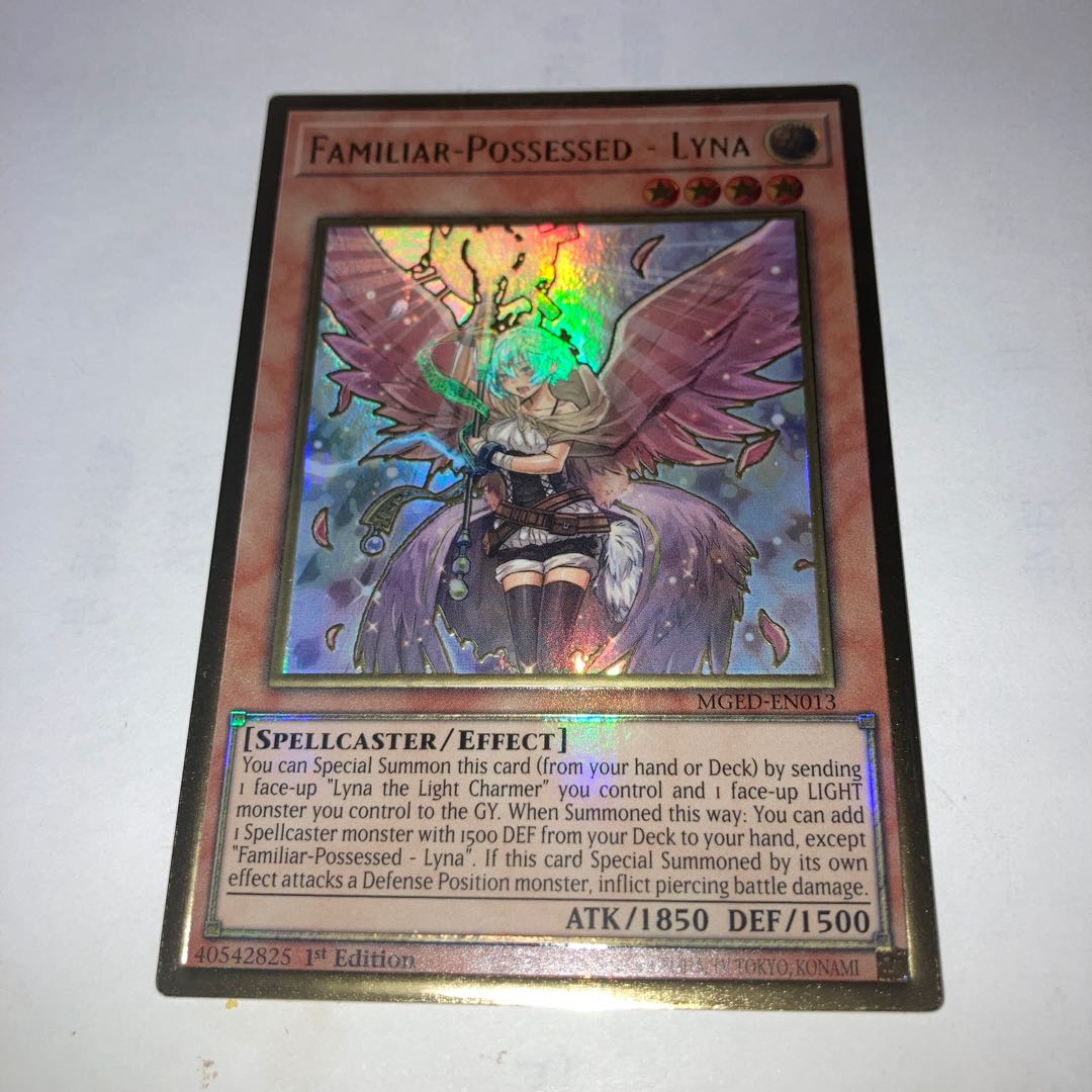 遊戯王 憑依装着－ライナ プリズマ　PSA10 Amazon.co.jp: 遊戯王カード 憑依装着－ライナ(イラスト違い