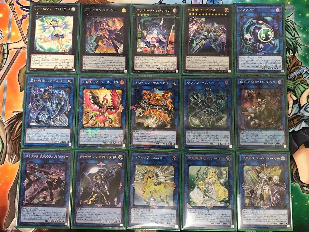 Yu-Gi-Oh! Full-scale construction of the Funundariizu deck: 40 sheets of RosaN, 15 sheets of EX