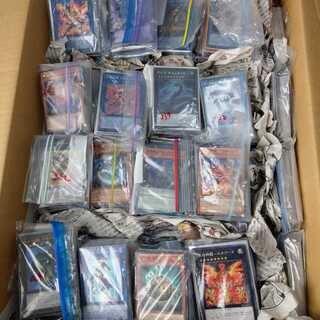 Yu-Gi-Oh! Retired, 53 decks sold together.