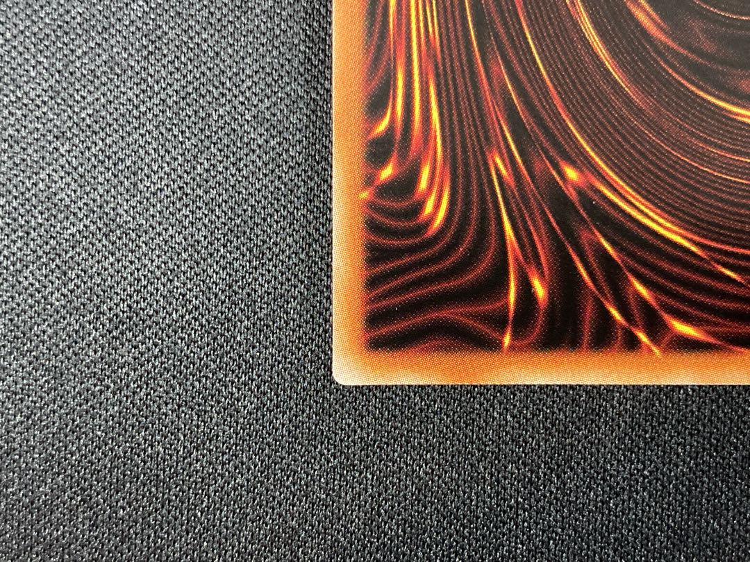 Lyna the Light Charmer, Lustrous Prismatic Secret Rare