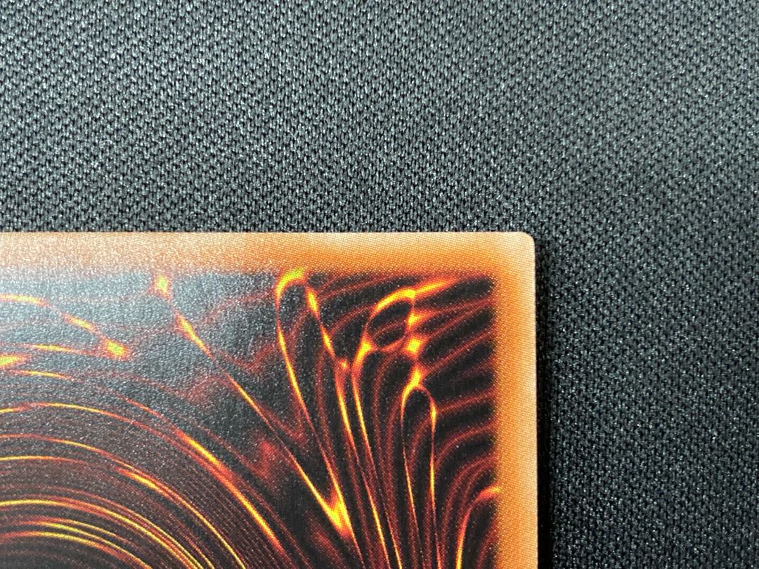 Lyna the Light Charmer, Lustrous Prismatic Secret Rare