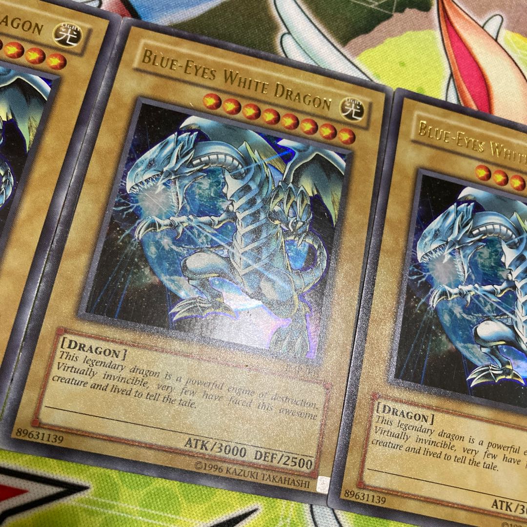 Blue-Eyes White Dragon Ultra Rare English Version 3pcs Special Price