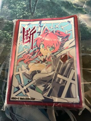 戦姫絶唱シンフォギア マリア・カデンツァヴナ・イヴ　スリーブ 60枚入り