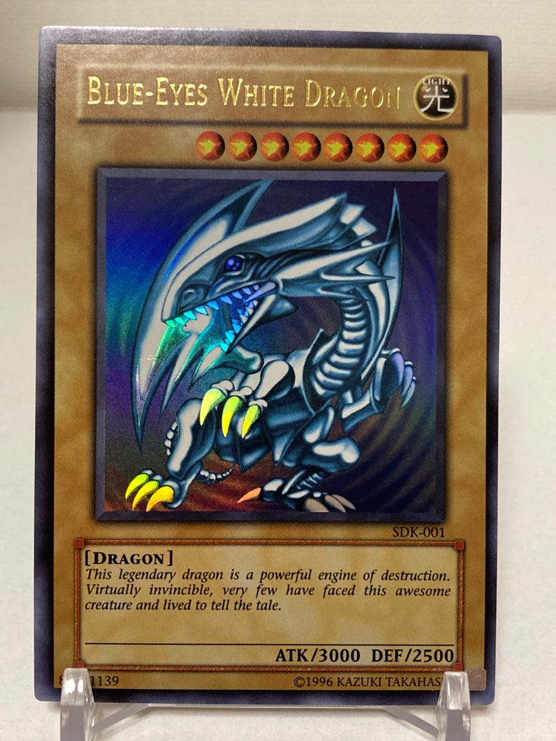 Blue-Eyes White Dragon Ultra Rare Old Asia