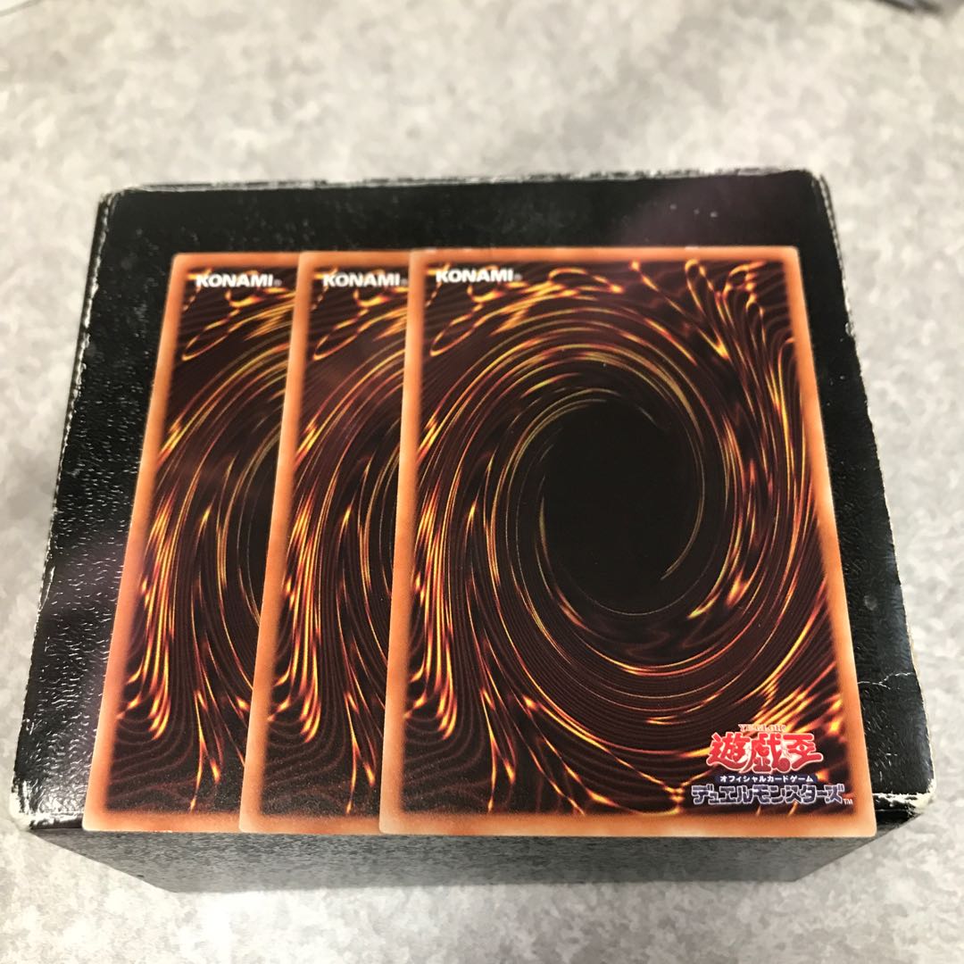 Flame Holy Knight - Roran, parallel, normal 3 pieces