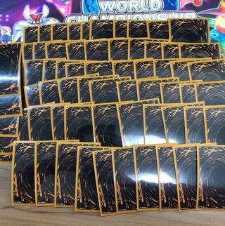 遊戯王 公式 裏面柄 スリーブ 中古 65枚