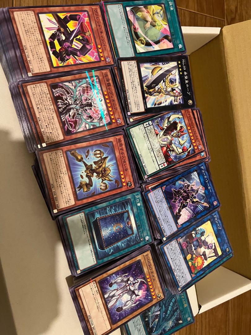 Beautiful normal cards sold in bulk 1000+ cards