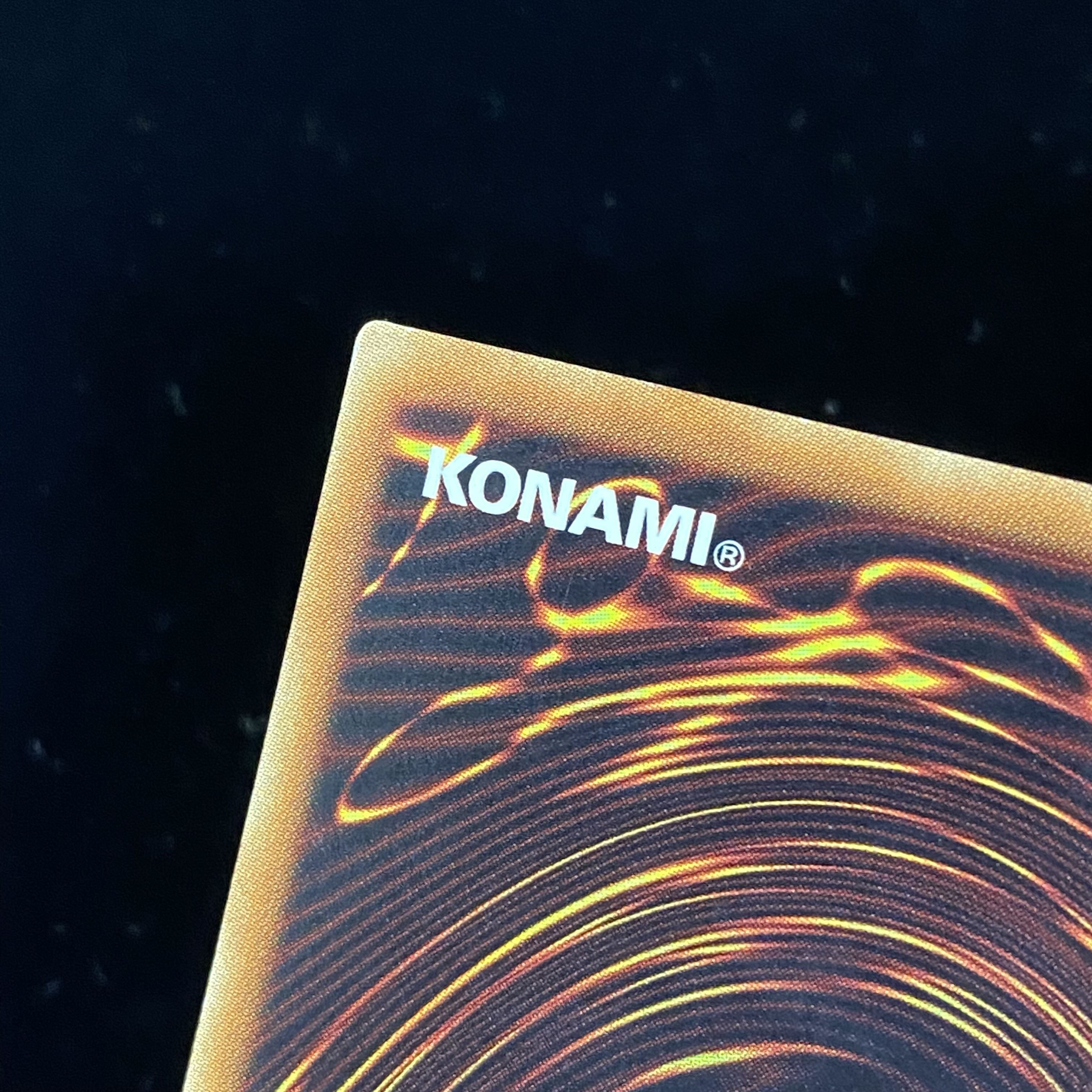 Blue-Eyes Chaos MAX Dragon Holographic Rare