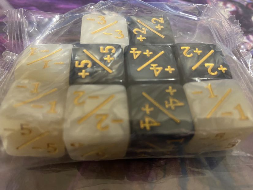 +1/+1, -1/-1 Correction Dice Counter 5 each (set of 10)