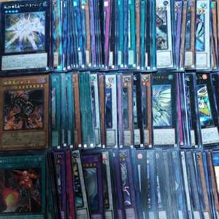 Yu-Gi-Oh! Light stuff, bulk sale, no duplicates.