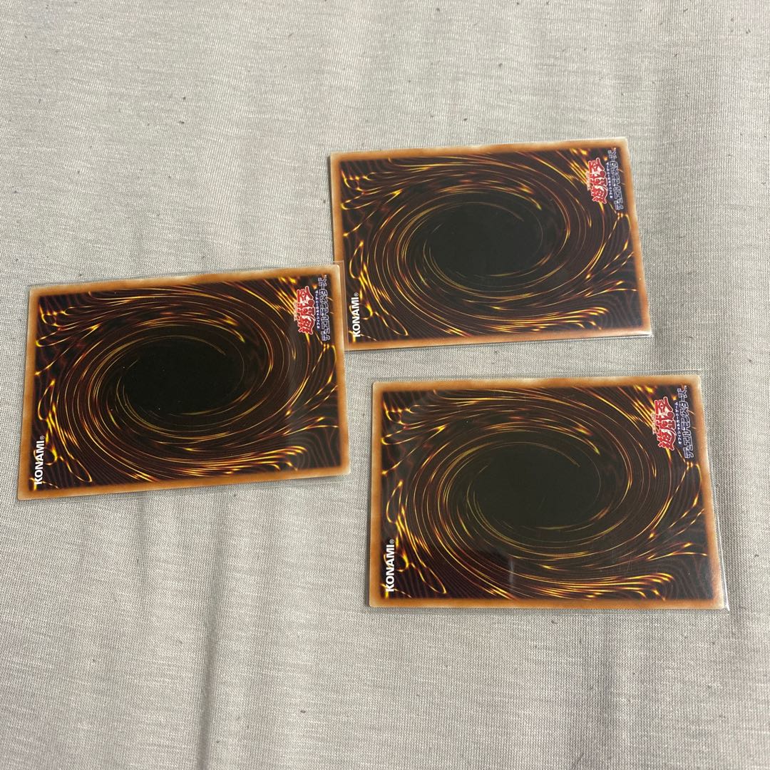 Arianne, a servant of the White Silver Castle 3 pieces 3枚