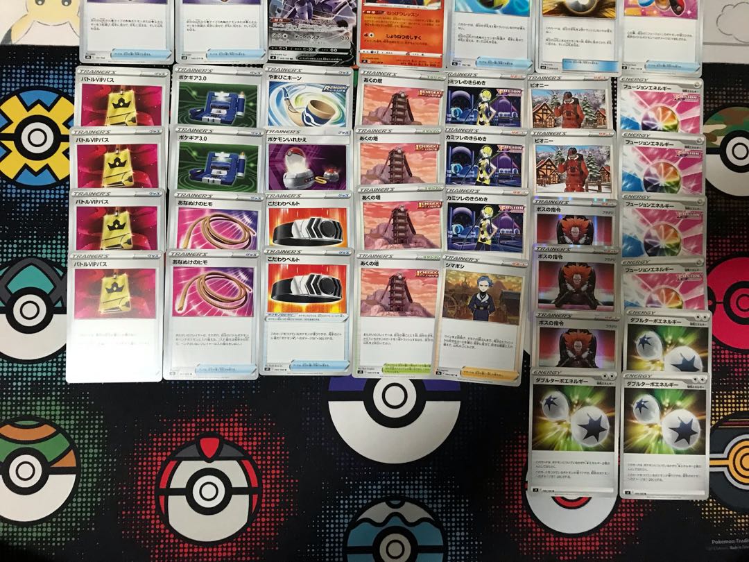Pokémon Card MewVMAX Deck