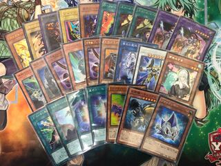 Yu-Gi-Oh, 26 light objects in total, sold in bulk