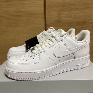 NIKE AIR FORCE 1 LOW 07 white 27cm