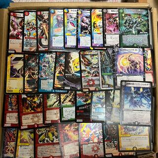 RecycleAbout 8-9,000 DUEMAs disposed of by a vendor, sold in bulk, with shiny items.