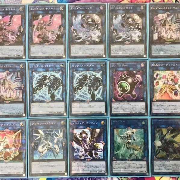 Full-scale construction [Evil★Twins ~Evil Twin~] deck EX15 & double sleeves