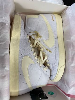 NIKE Blazer Mid 26cm