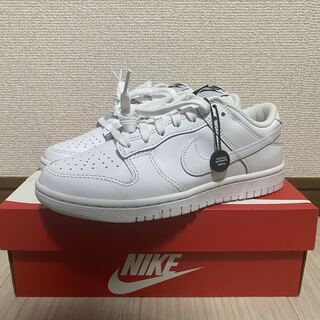 Nike WMNS Dunk Low "Triple White" 24cm