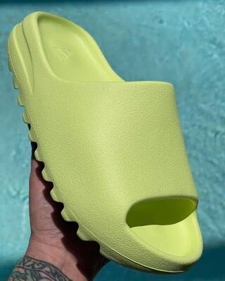 adidas YEEZY Slide "Glow Green" HQ6447 25.5cm