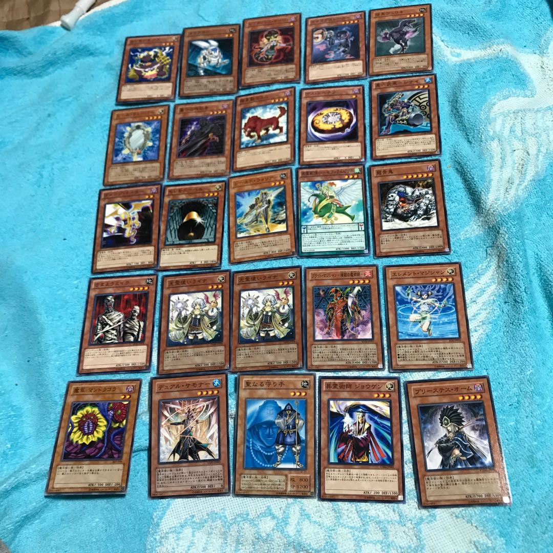 m36-8 25 used Yu-Gi-Oh! Normal cards in bulk